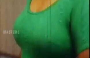 XXX دختر پایه دار نشان می دهد سوراخ او و پرشهای کردن کانال تلگرام انیمیشن سکسی با dildo شیشه ای